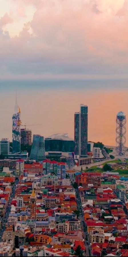 Orbi City In Batoumi Extérieur photo