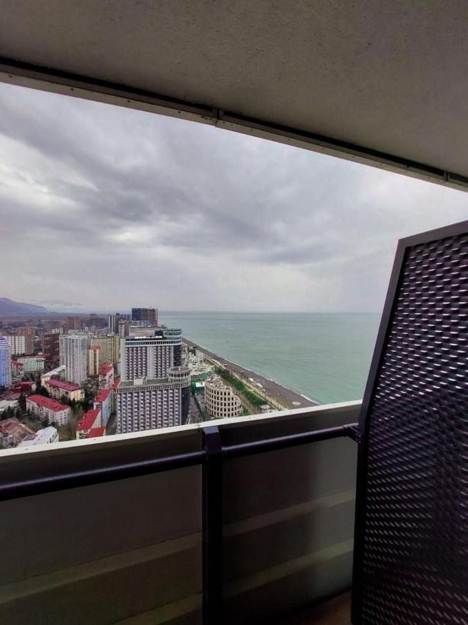 Orbi City In Batoumi Extérieur photo