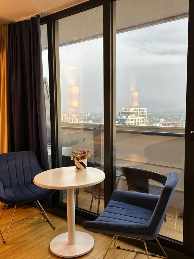 Orbi City In Batoumi Extérieur photo